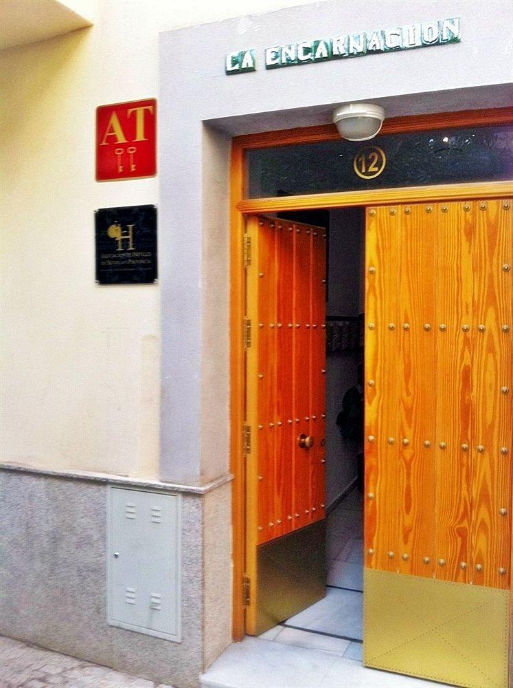 Apartamentos Turisticos La Encarnacion Sevilla Dış mekan fotoğraf